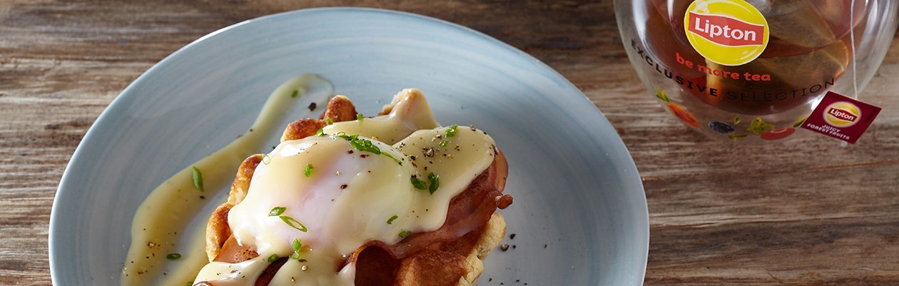 Αυγά Benedict σε Waffles