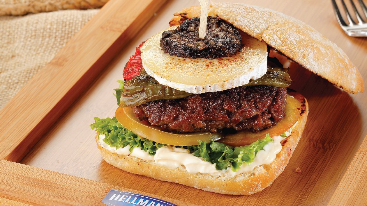 Burger με Ιβηρικό Xοιρινό